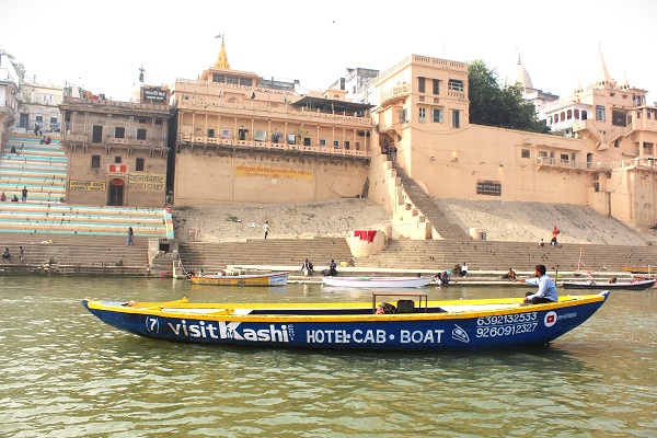 Ganga-aatri-varanasi-booking